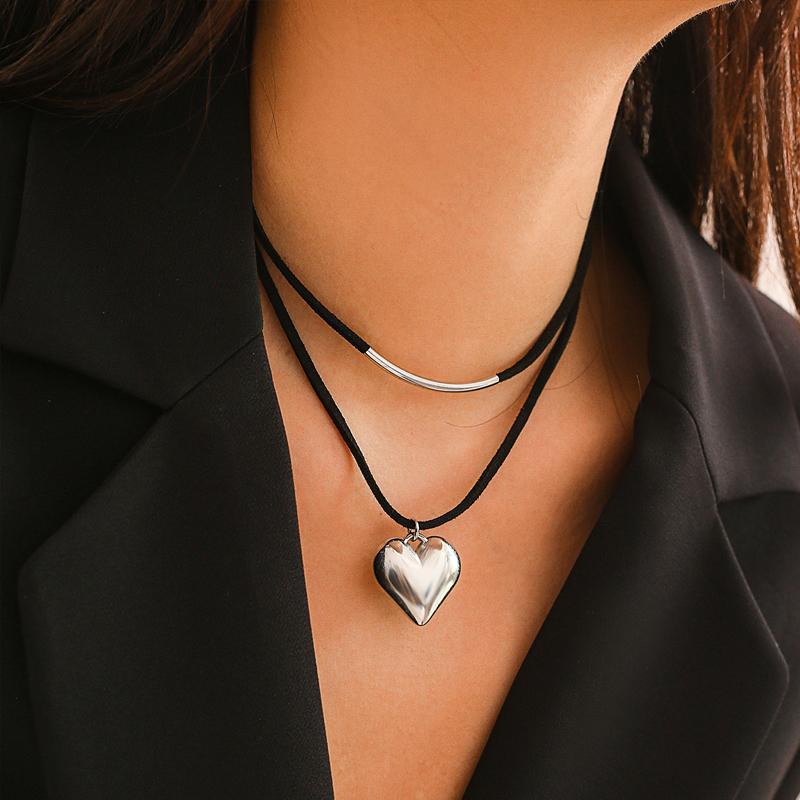 2026 Neue Sommer Trendige Harzblume Lange Halskette für Damen Minimalistisch Bunte Blumige Verstellbare Halskette Tägliche Wear Schmuck