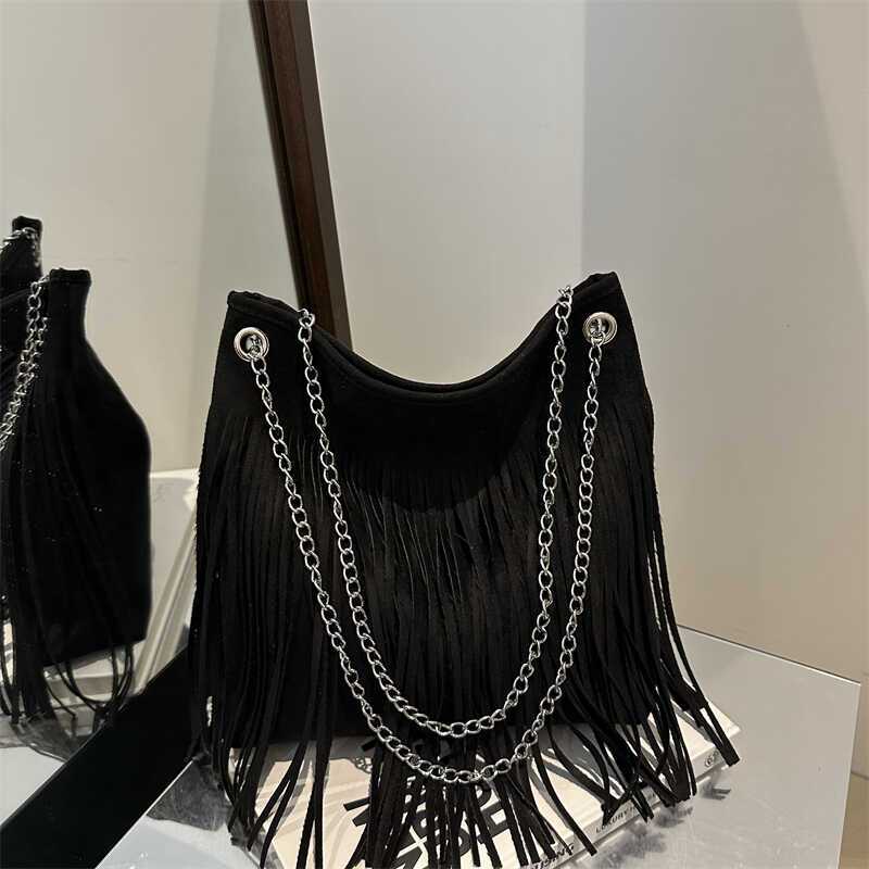 

Сумка Niche Design Underarm Bag для женщин, популярная новая сумка через плечо, большая сумка с кисточками в стиле ретро в стиле бохо, модная женская сумка чёрный