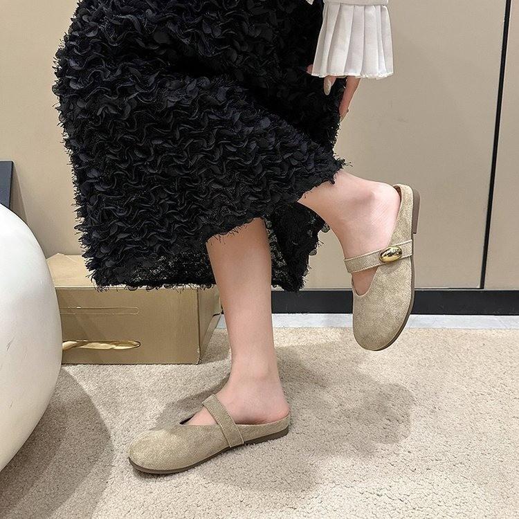 Sapato Único Francês Retrô de Boca Baixa para Mulheres na Primavera de 2025, Solado Suave e Macio, Sapato Único Amarelo de Sola Reta