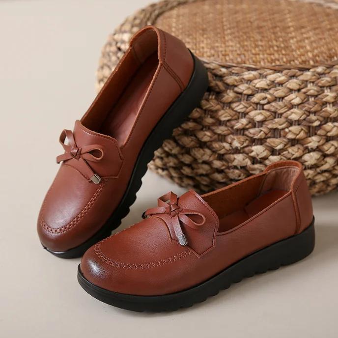 Nowe Wiosenne Mokasyny na Miękkiej Podeszwie Antypoślizgowe Buty Codzienne Damskie Wygodne Buty do Pracy Modne Klasyczne Codzienne Skórzane Buty dla Mamy