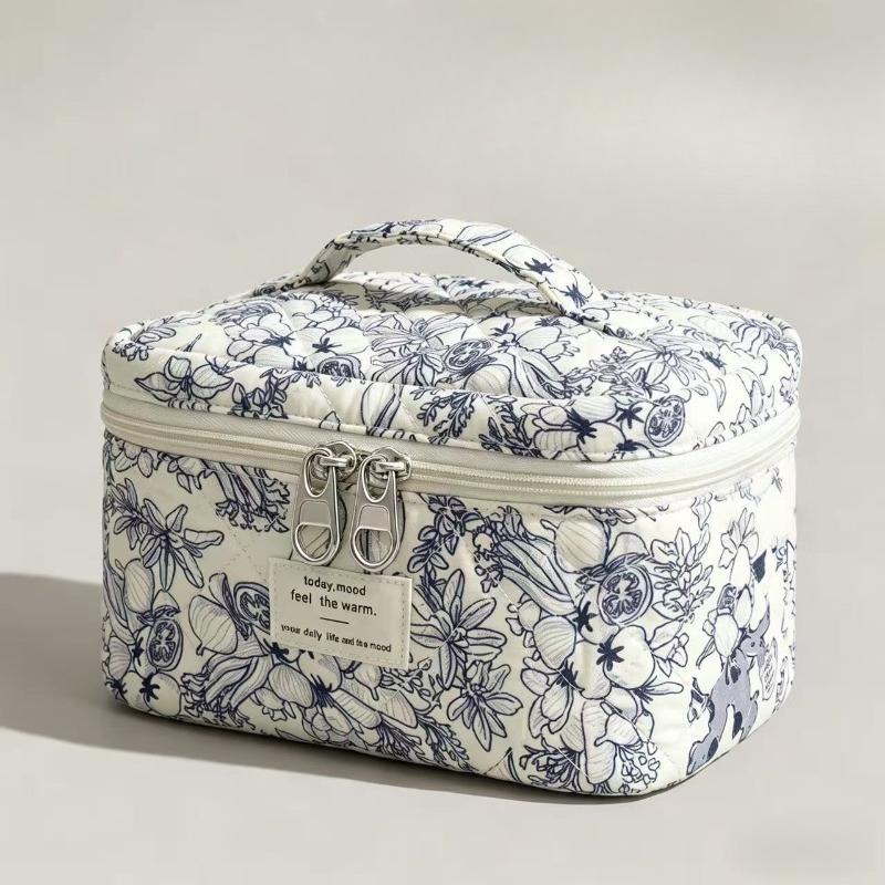 Large Capacity Travel Cosmetic Bag Portable Polyester Cotton Toiletry Bag Multifunctional Storage Pouch for Makeup Toiletries Business Trip