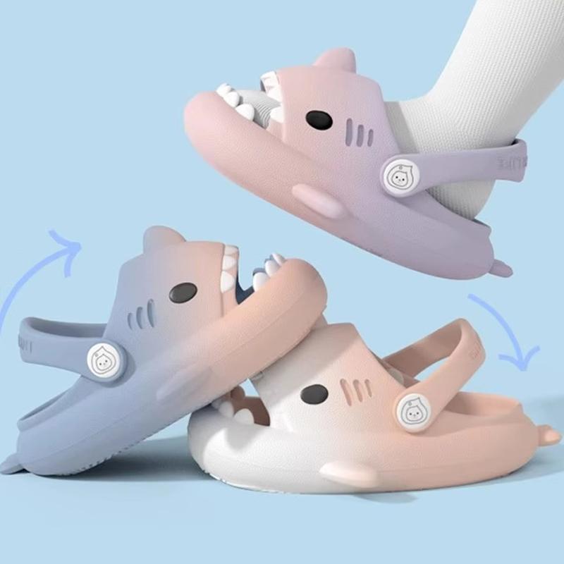 Fashion Shevalues 2025 New Shark Slippers For Kids Fashion Gradient Cartoon Sandals Boys Girls Outdoor EVA Beach Shoes Cute Shark Slides