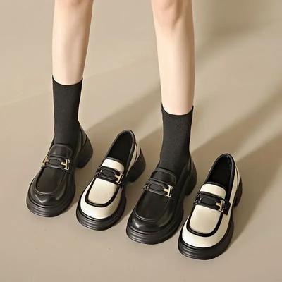 2024 Neue Mary Jane Dicksohlige Britischer Stil Kleine Lederschuhe Slipper Damenmode Lässige Alle Weichsohligen Damenschuhe