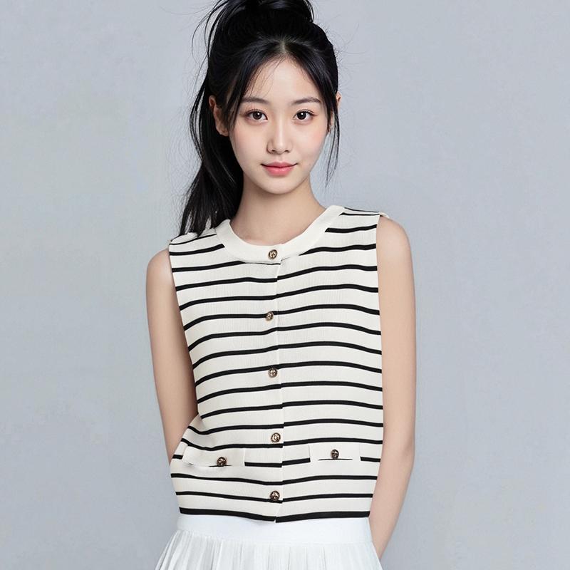 French Elegant Striped Round Neck Single-Breasted Casual Versatile Knitted Vest For Women one size