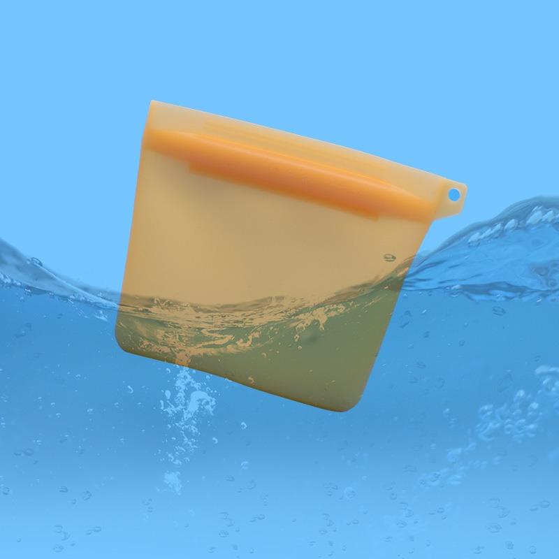 Dog Food Bag Waterproof Moisture-proof Pet Outdoor Training Dog Food Bag Dog Cat Silicone Snack Bag Storage Bag Pet Supplies