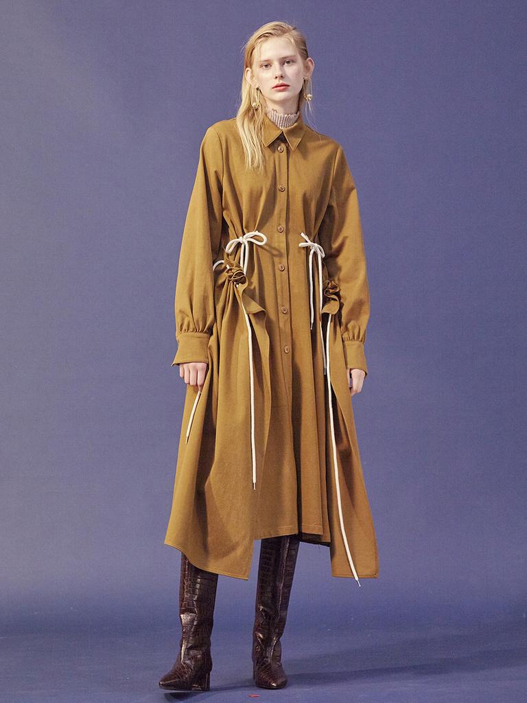 MIMICAWE String Fly Shirt Dress / Camel