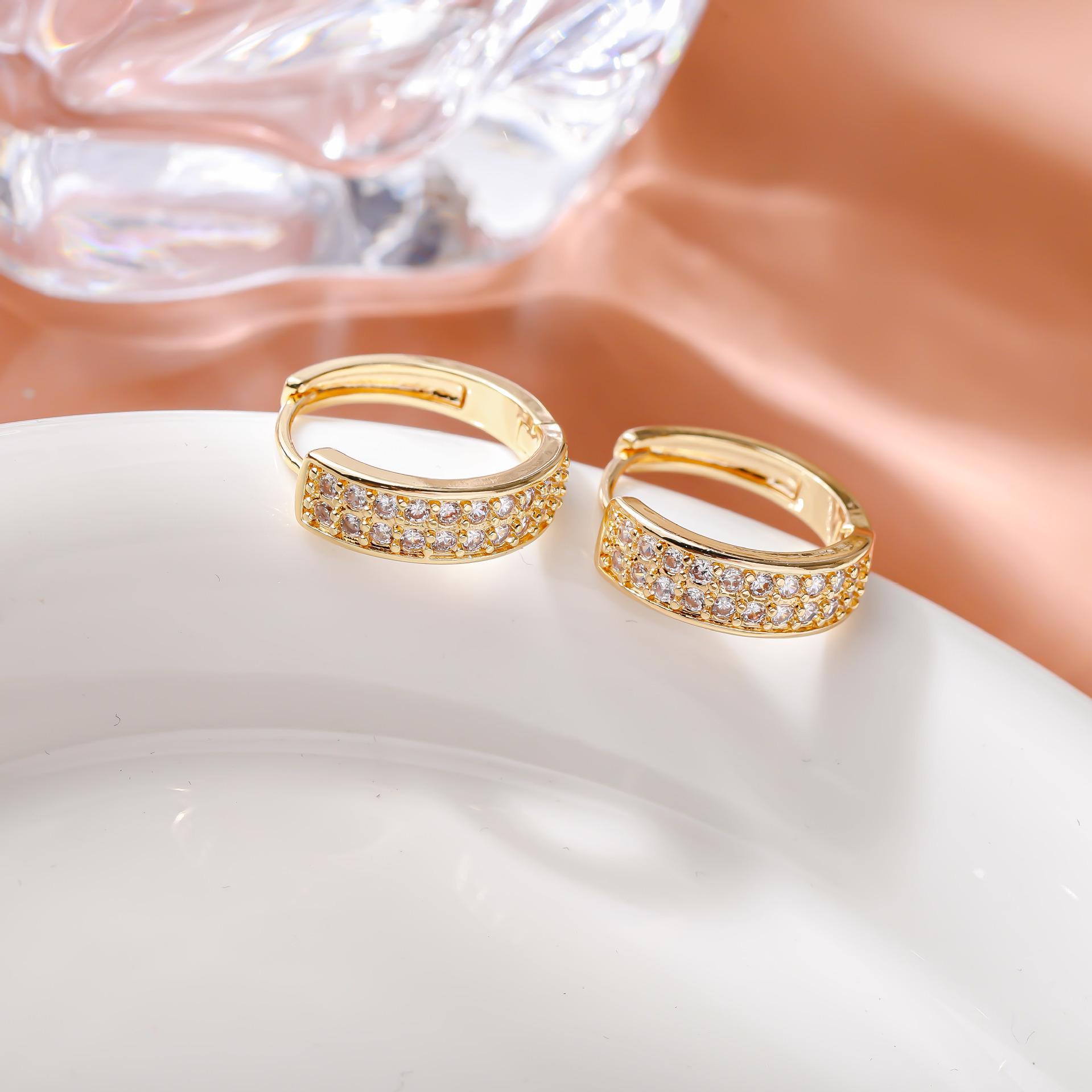 Korean Style Double Row Zircon Diamond Stud Earrings - Simple, Classic, Round Design