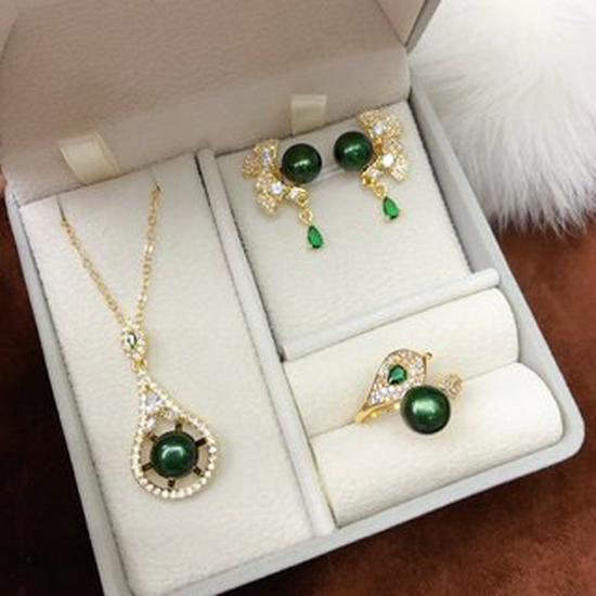2024 Freshwater Pearl Jewelry Set: Necklace, Earrings & Ring - Elegant Gift for Mother or Mother-in-law