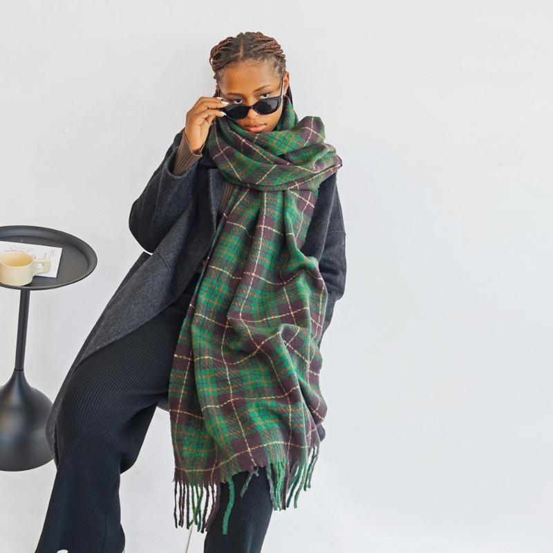 Imitation cashmere scarf women's autumn and winter color plaid thickened scarf to keep warm scarf versatile shawl