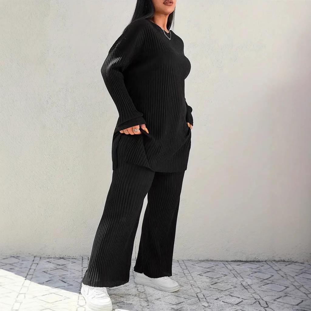 QICED Two-piece Set: A Fashionable, Casual and Slimming Round-neck Long-sleeved Solid-color Knitted Suit