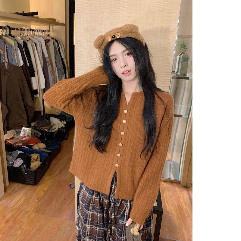 Soft Waxy Pit Strip Long-sleeved Knitted Sweater Women's Autumn and Winter New Design Sense Split Fork with Thin Top
