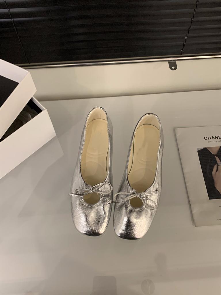 Flat-bottomed French Gentle Evening Shoes Women's Shoes 2025 New Spring Soft-soled Versatile Grandma Shoes with Skirts