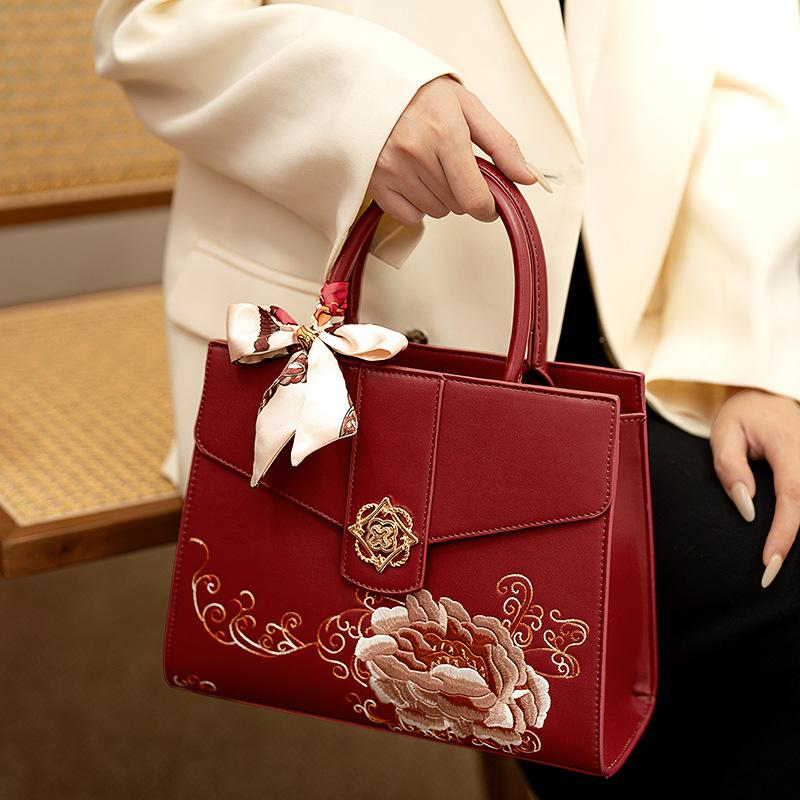 Mother'S Day Gift Embroidered Bag Women'S Red Bridal Bag Handbag High-End Middle Mother Wedding Bag