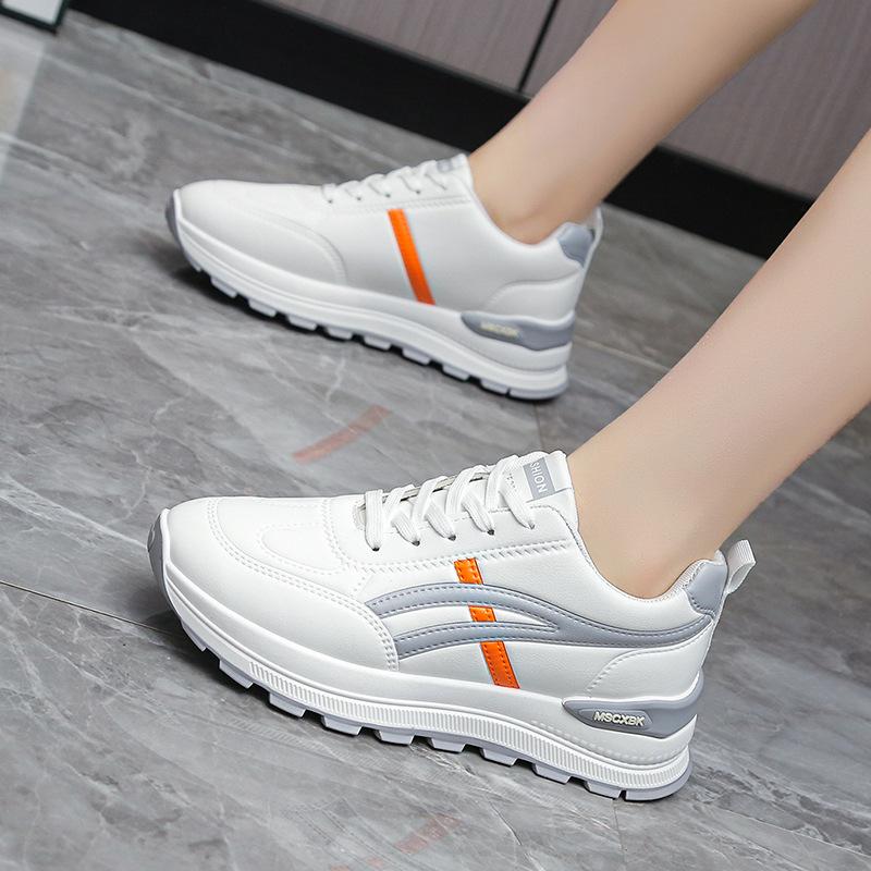 Korean version breathable leather surface German training shoes women's 2025 autumn new thick-soled lightweight sports and leisure board shoes