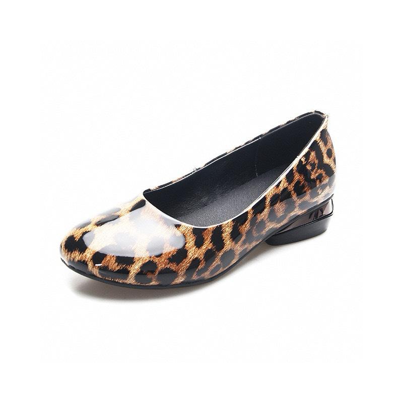 

Мелкие туфли-балетки женские весенне-летние нишевые, с леопардовым принтом, на низком каблуке 41 цветной печати леопарда