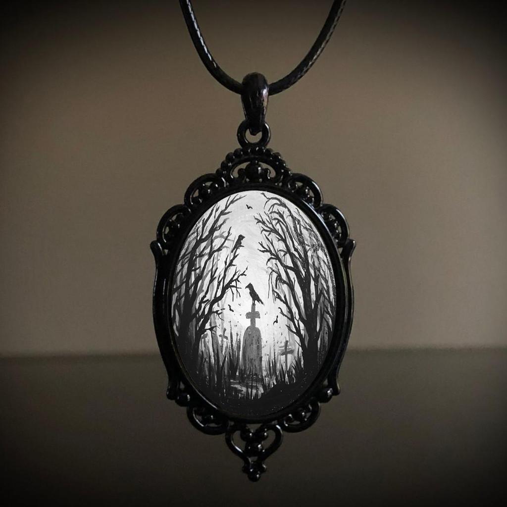 Gothic Raven Forest Pendant Necklace With Alloy Material For Fashionistas