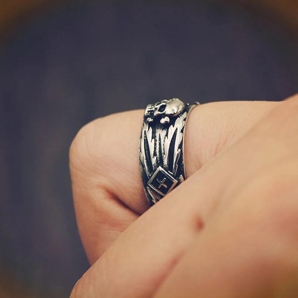 Vintage Gothic Skull Rings for Men Women Punk Hip Hop Party Skull Stainless Steel Ring Fashion Jewelry Gift Wholesale Size 7-13