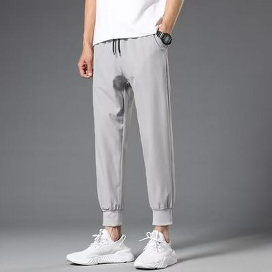 Men's Corduroy Straight Loose Casual Pants with Velvet Lining for Autumn and Winter