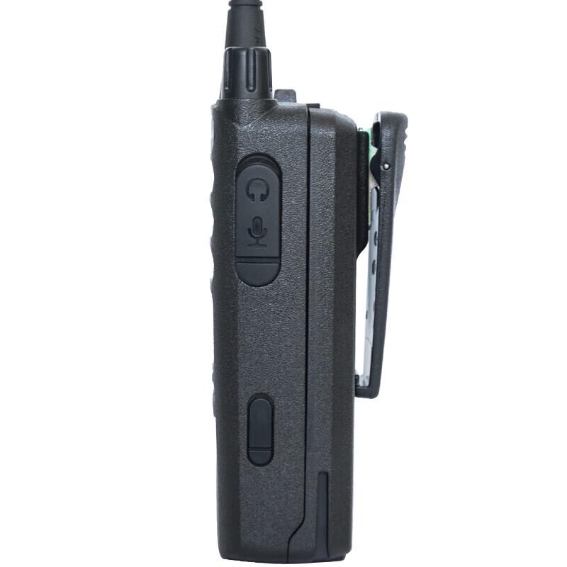 Motorola XiR C2620 Digital Two-Way Radio (CN version)
