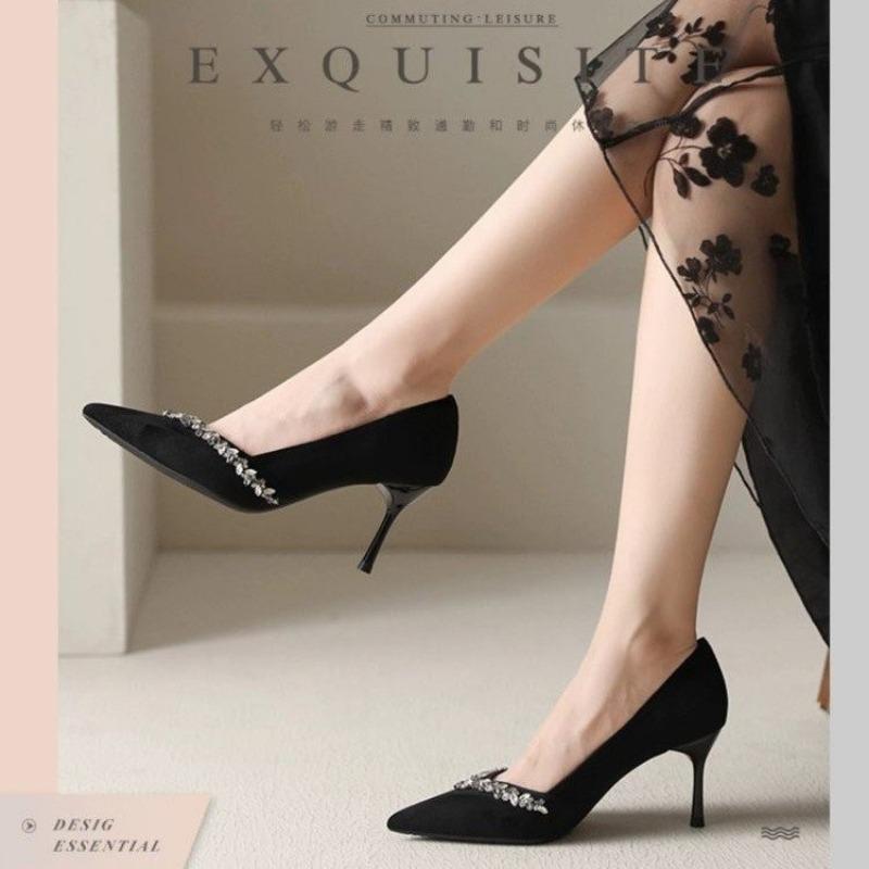 High heels women's new rhinestone thin heel design sense niche single shoes are not tired