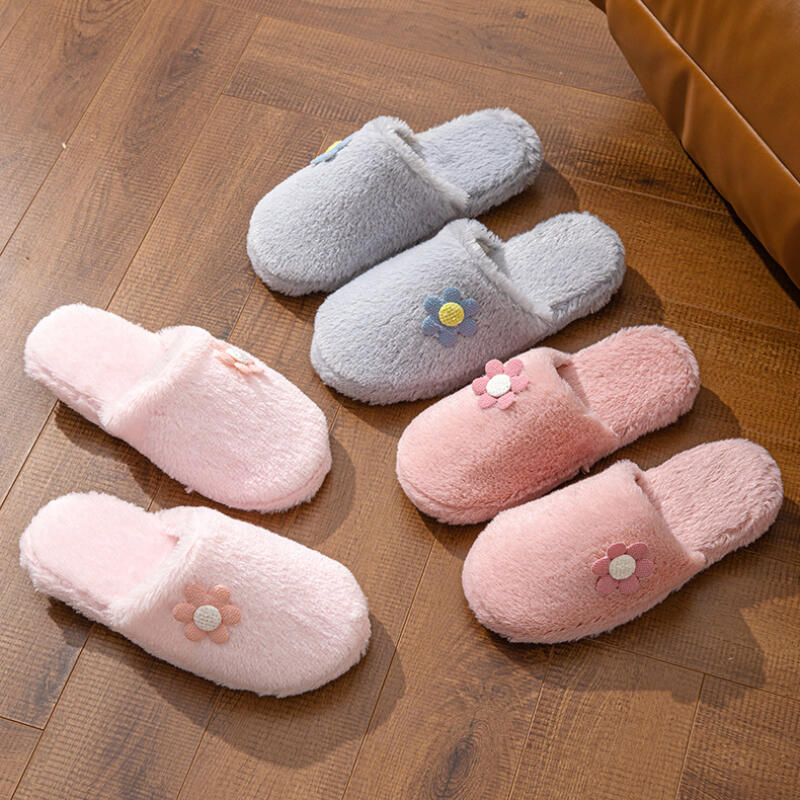 Fashion Flower Fluffy Women's Home Slippers Plush Luxury Designer Woman Shoes New Winter Casual Platform Fuzzy Fur Slides Elegant Indoor