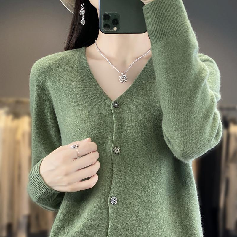 New V-neck Coat for Women In Autumn and Winter, Loose Knitted Sweater
