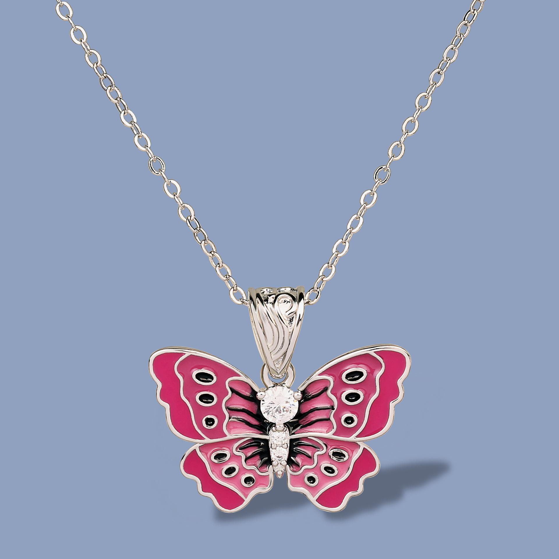

Retro European and N Red Bow Necklace Pendant with Fresh Zircon