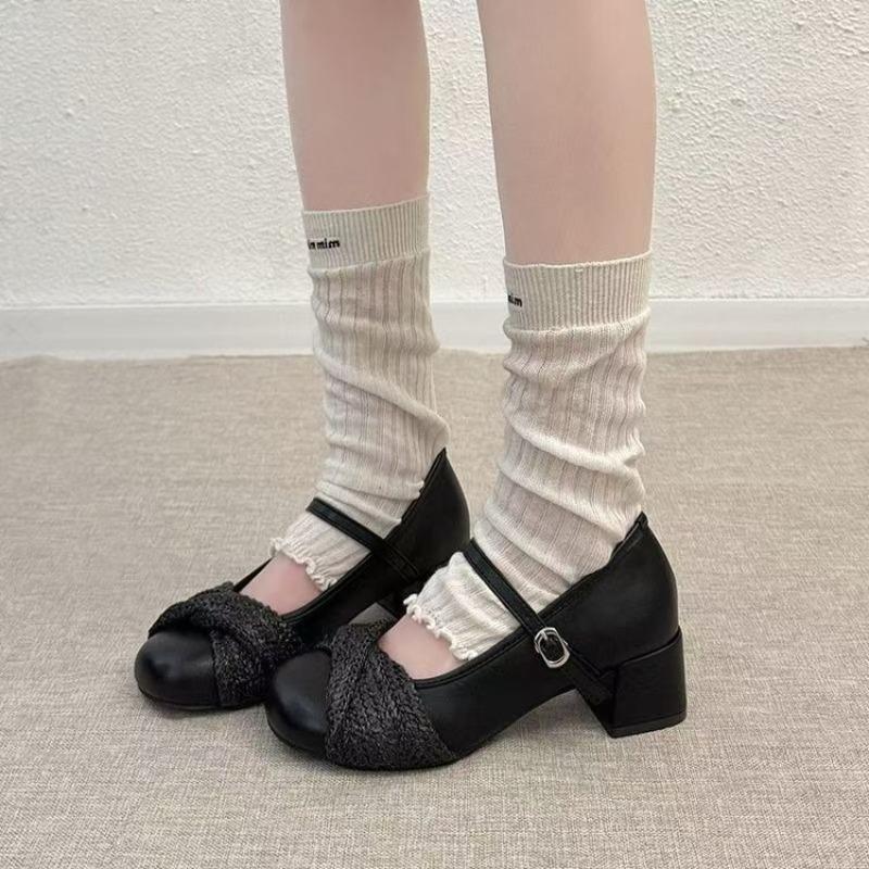 

Soft Shoes - New Style One-Button Strap Thick Heel High-Top Women s Single Shoe 40 бежевий