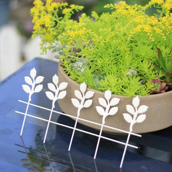 Vintage Iron Garden Fence Stake, Decorative Flower Bed Edging Landscape Border, Outdoor Yard Lawn Mini Fence Stake