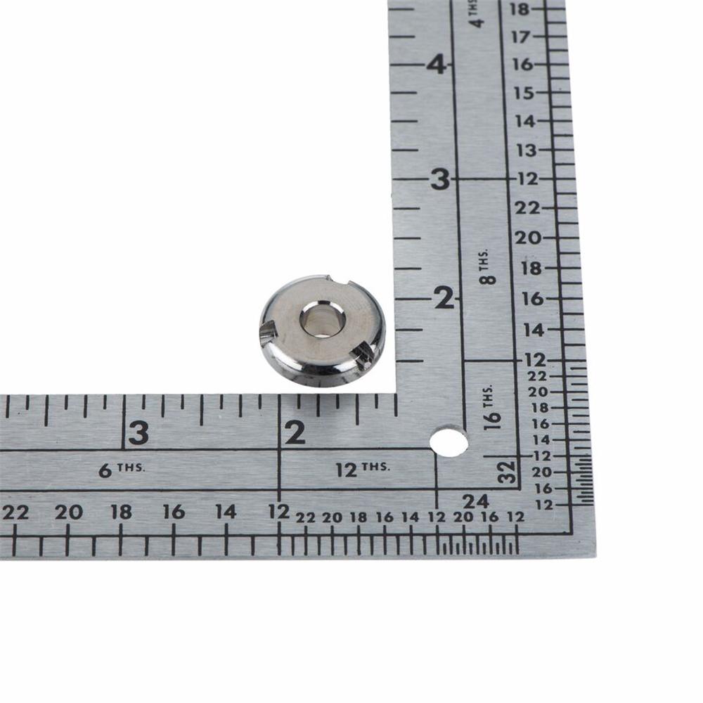 Nová matice základny rádiové antény pro 2006-10 Jeep Grand Cherokee Commander 56038729AE