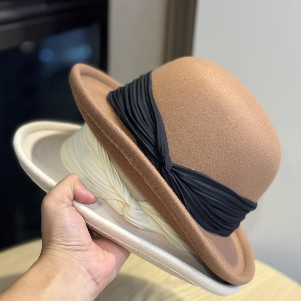 French Face showing Small Wool Felt Curled Fisherman Hat for Women in Spring Autumn and Winter Fashion British Retro Basin Hat Trendy