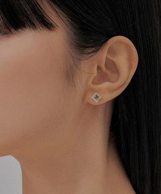 Jyddm 925 Minimal Square Point Earrings (Green)