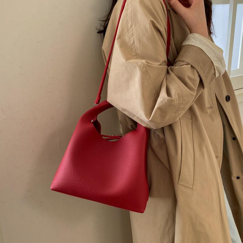 Pu Textured Bucket Bag With Magnetic Closure For Casual Daily Use