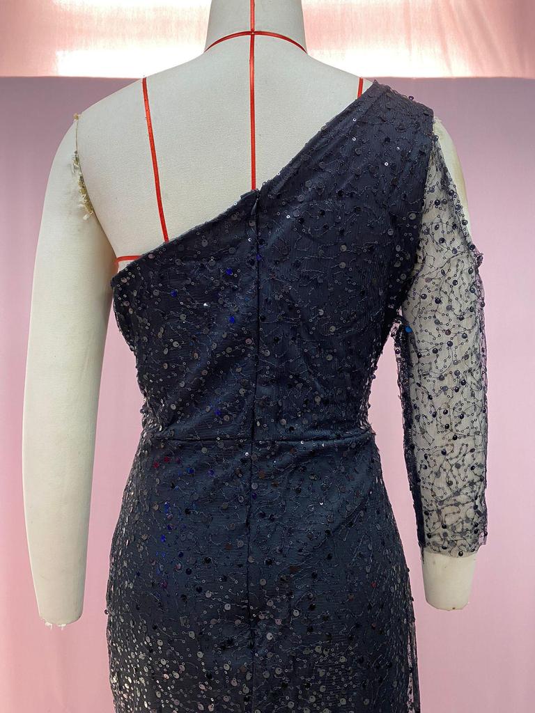 Dreamy High-Slit Sequin Evening Dress - Long Sleeve Women's Formal Wear