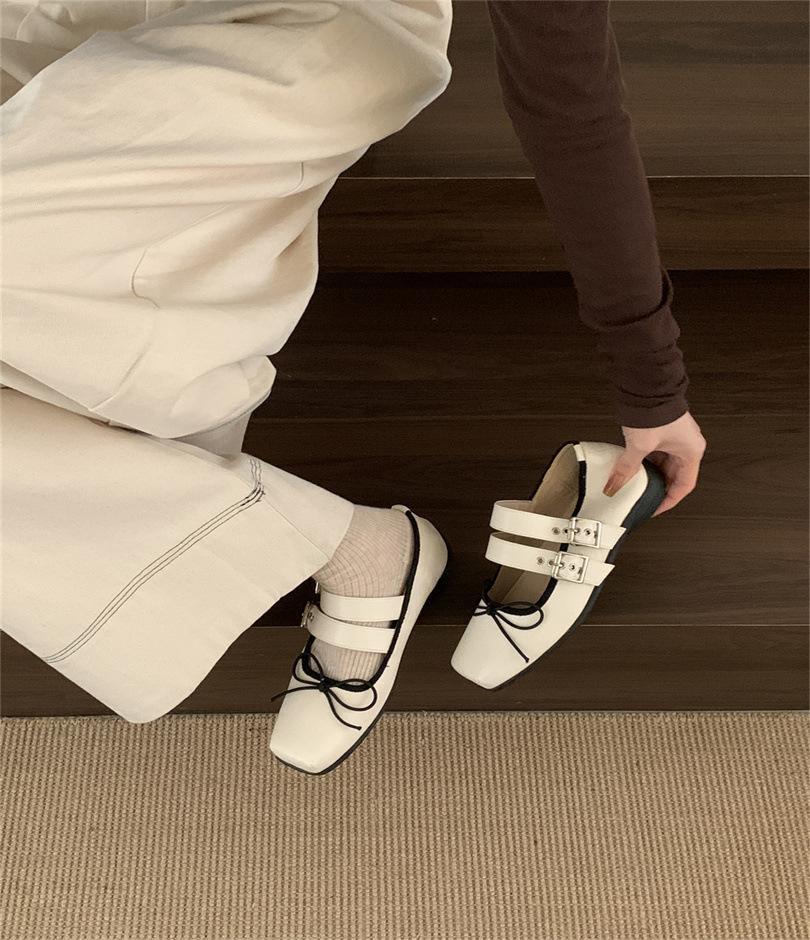 

Thick heel square head Mary Jane small leather shoes spring and summer 2025 new French retro bow double buckle beanie 39