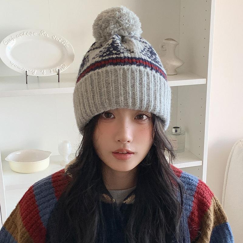 Retro Fair Isle Style Woolen Hat for Women Winter Thickened Warm Knitted Hat Japanese Style Christmas Ear Protection Pullover Cold Hat