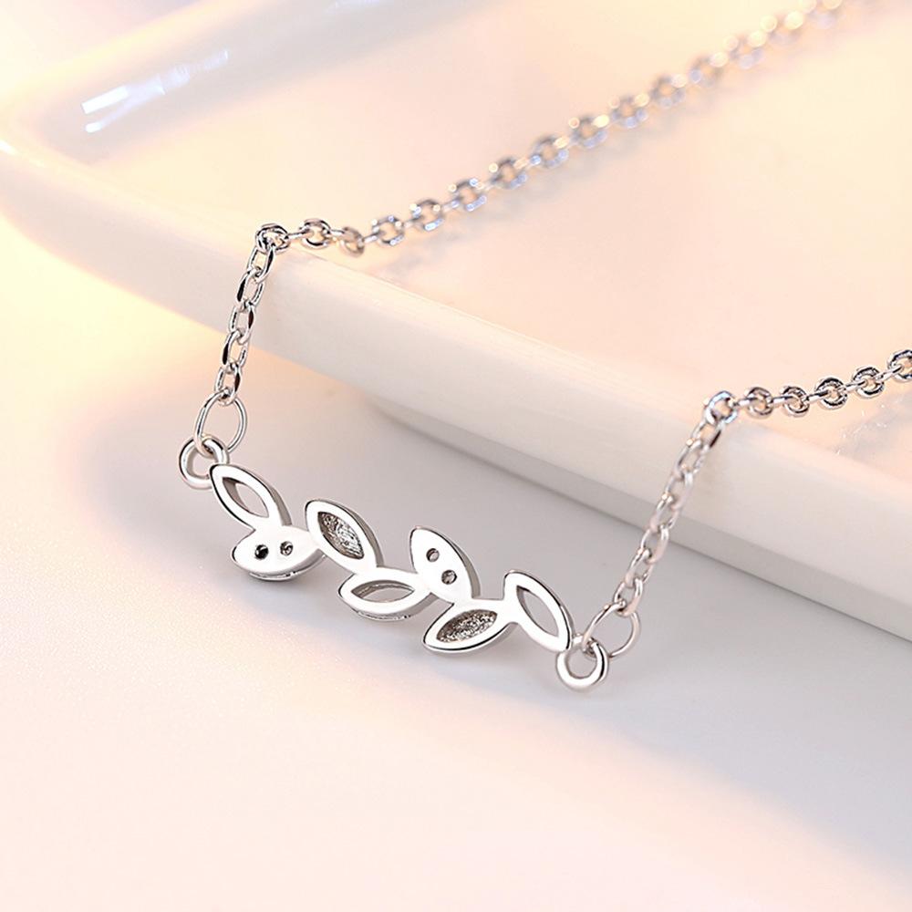 Pastoral Simple Fashion Horse Eye Olive Branch Leaf Shape Personalized Silver Plated Necklace, Female
