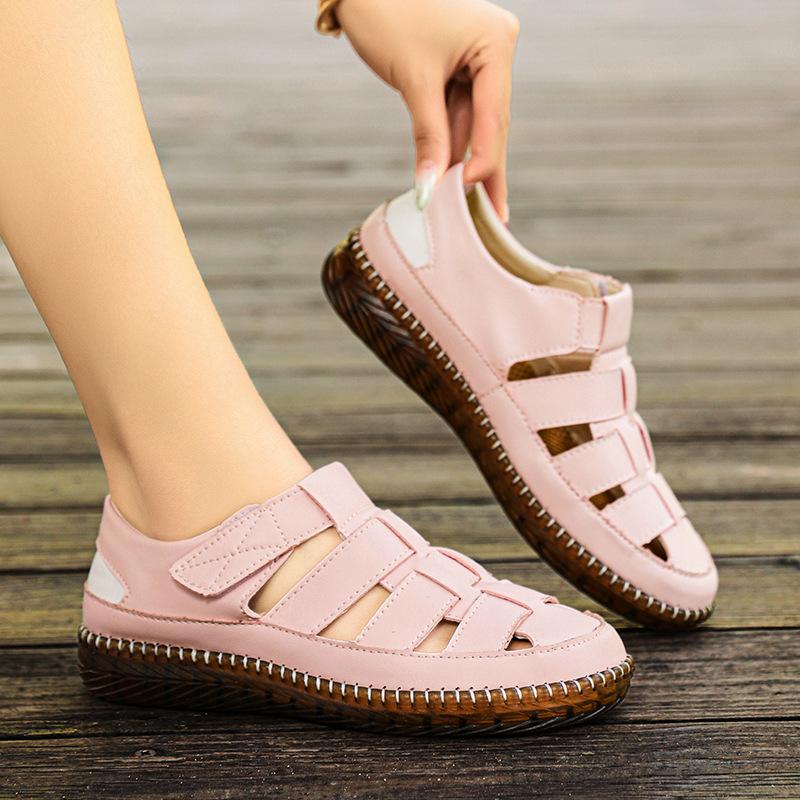 Sandals women's summer 2025 new popular Roman flat-bottomed woven soft-soled lightweight mother non-slip beach shoes