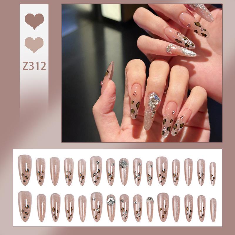 

Leopard Print Nail Art - High-End Wearable Nails for Autumn & Winter, Fake Nail Tips with Finished Design Glue Kit