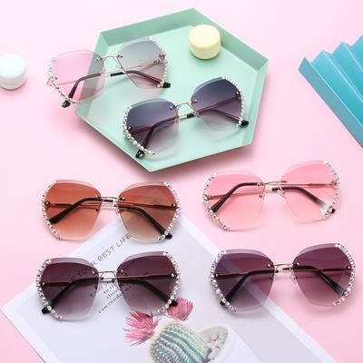 Gafas de Sol Sin Montura con Pedrería Para Mujer Gafas de Sol Cuadradas de Diamantes Retro Gafas de Sol Oversize Gafas de Sol de Verano Gafas con Protección Uv400