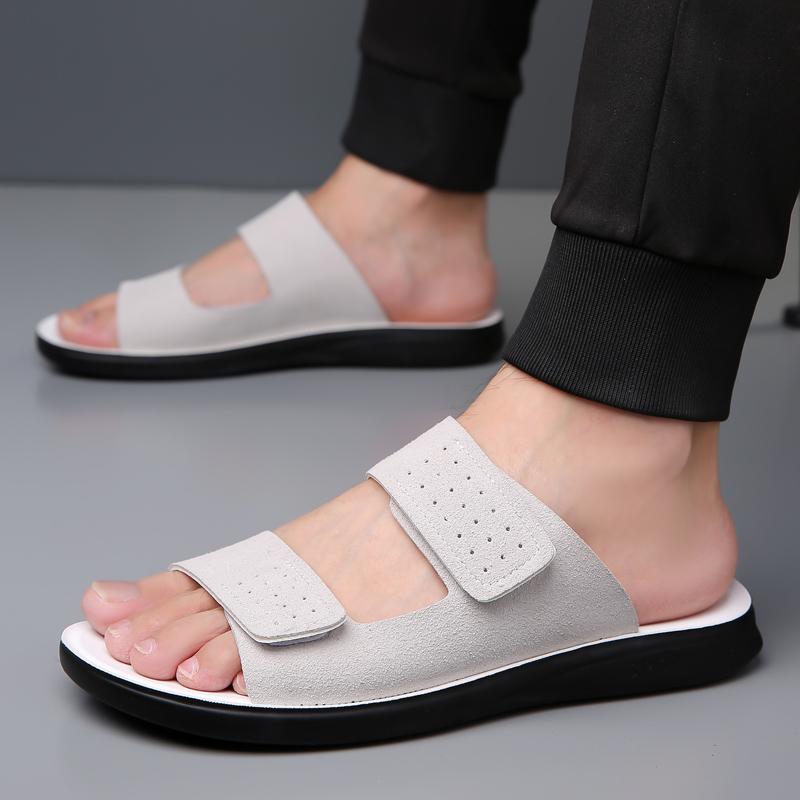 Fashion Size 38-48 Fashionable Men Flip-flops Beach Sandals Men Lightweight Comfortable Breathable High-end Slippers Social Shoes Men