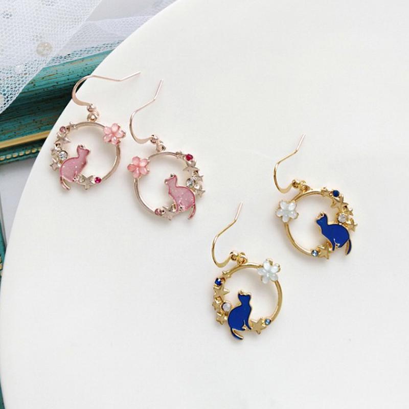 New Fashion Cute Cat Dangle Earrings For Women Hollow Heart Shape Sweet Flowers Crystal Drop Earring Girl Party Jewelry Gifts