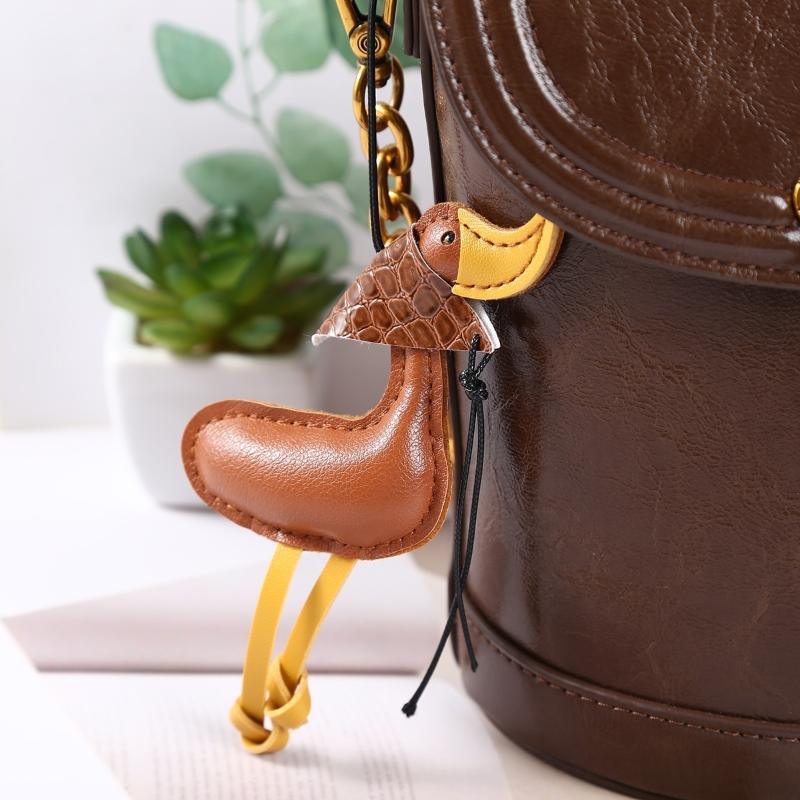 Creative Cute Scarf Duck Car Keychain Pu Leather Bag Pendant Decoration Couple Hanging Gift Accessories