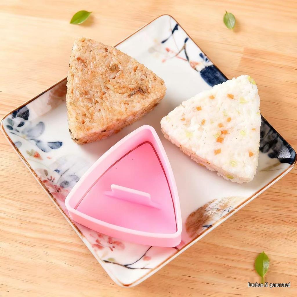 Triangle Onigiri Mold: Food-Grade Sushi Rice Pressing Tool