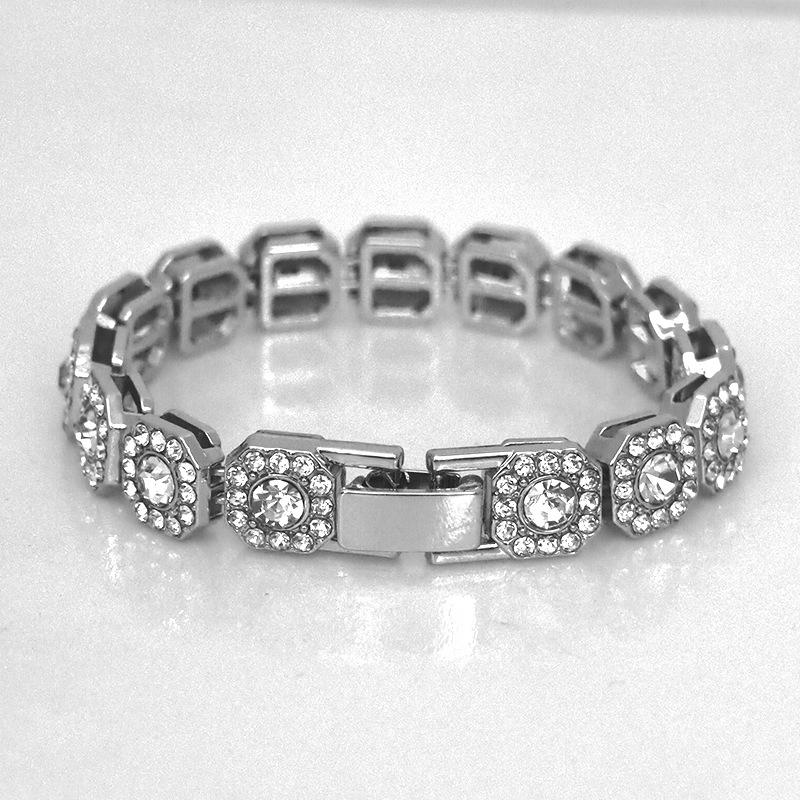 

Мужское колье-цепочка кубинского плетения с маленькими круглыми бриллиантами 11 мм - Модное и стильное