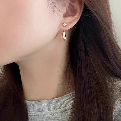 Gold Glossy Water Drop Earrings with Silver Needle - Versatile High-End Niche Design