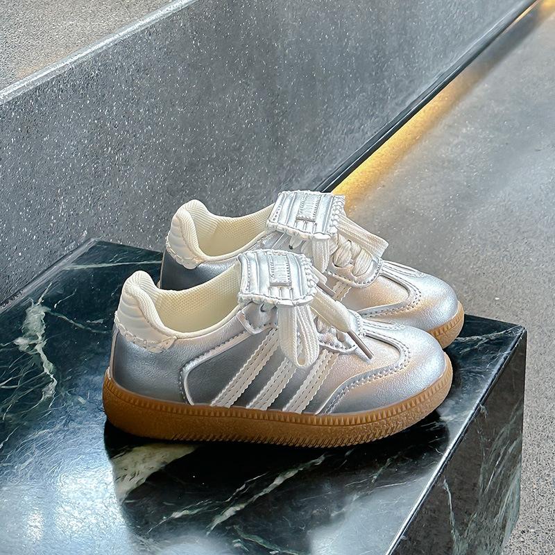 2025 autumn popular baby boy leather casual shoes soft sole non-slip girls Forrest Gump shoes versatile fashion board shoes