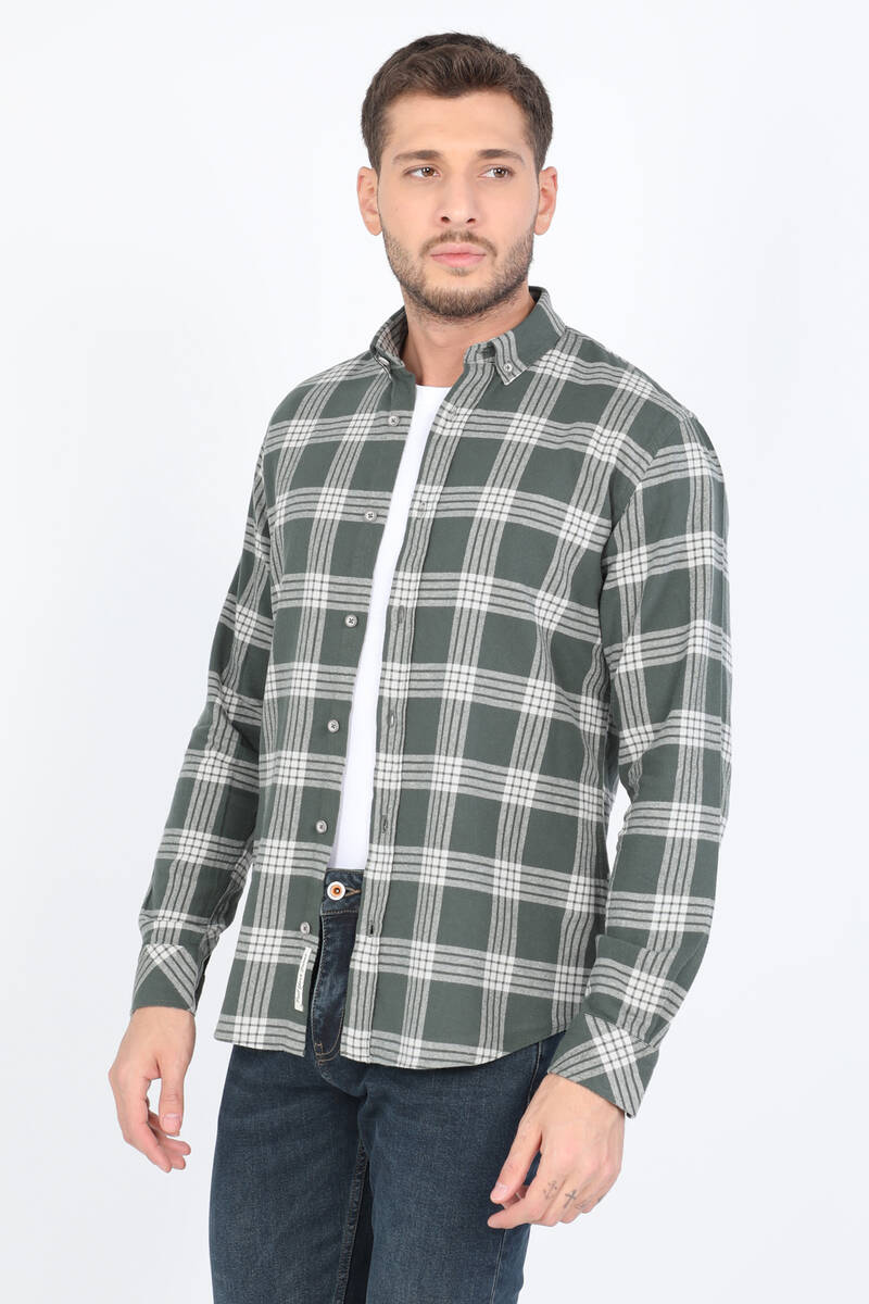 

Мужская рубашка в клетку цвета хаки XL хаки