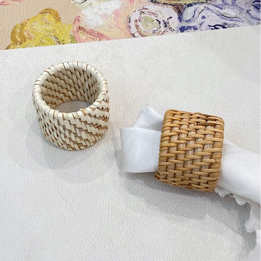 Natural Material Handwoven Rattan Napkin Rings Handmade Rattan Napkin Buckle  Wedding Party Use