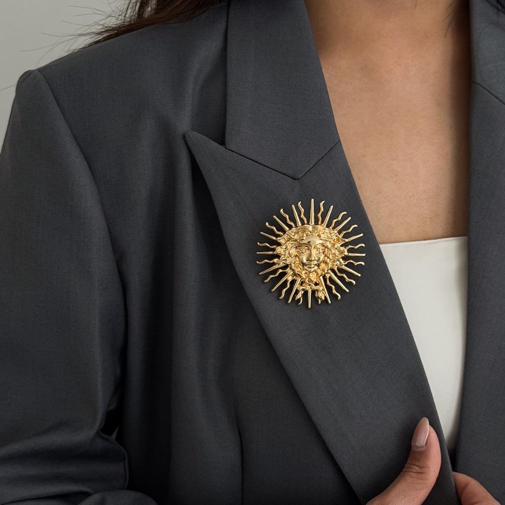 Silver Sun Goddess Brooch Gold Color Coral Brooch Exquisite Metal Geometric Pin Women